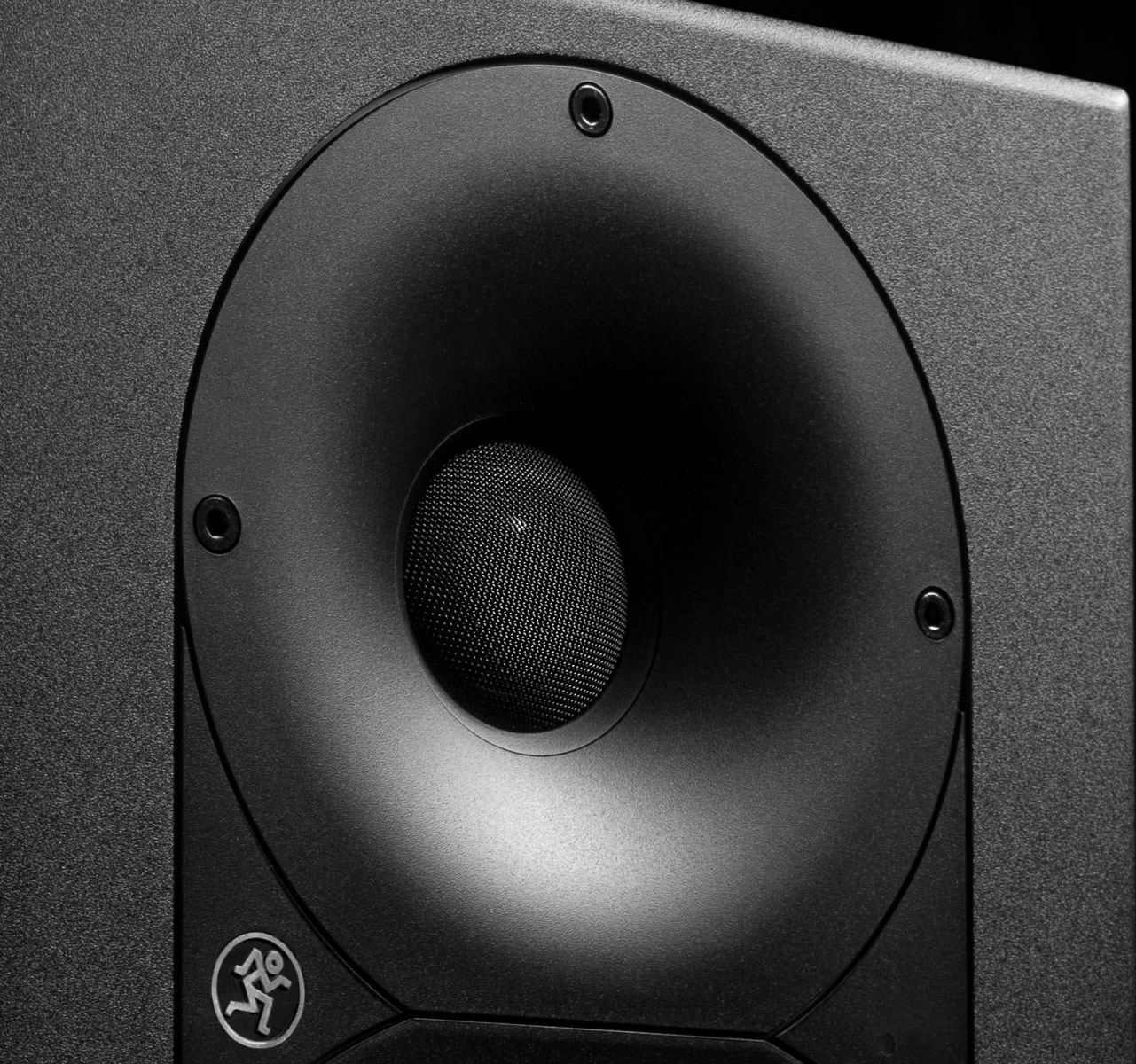 Mackie XR624 studio monitor waveguide